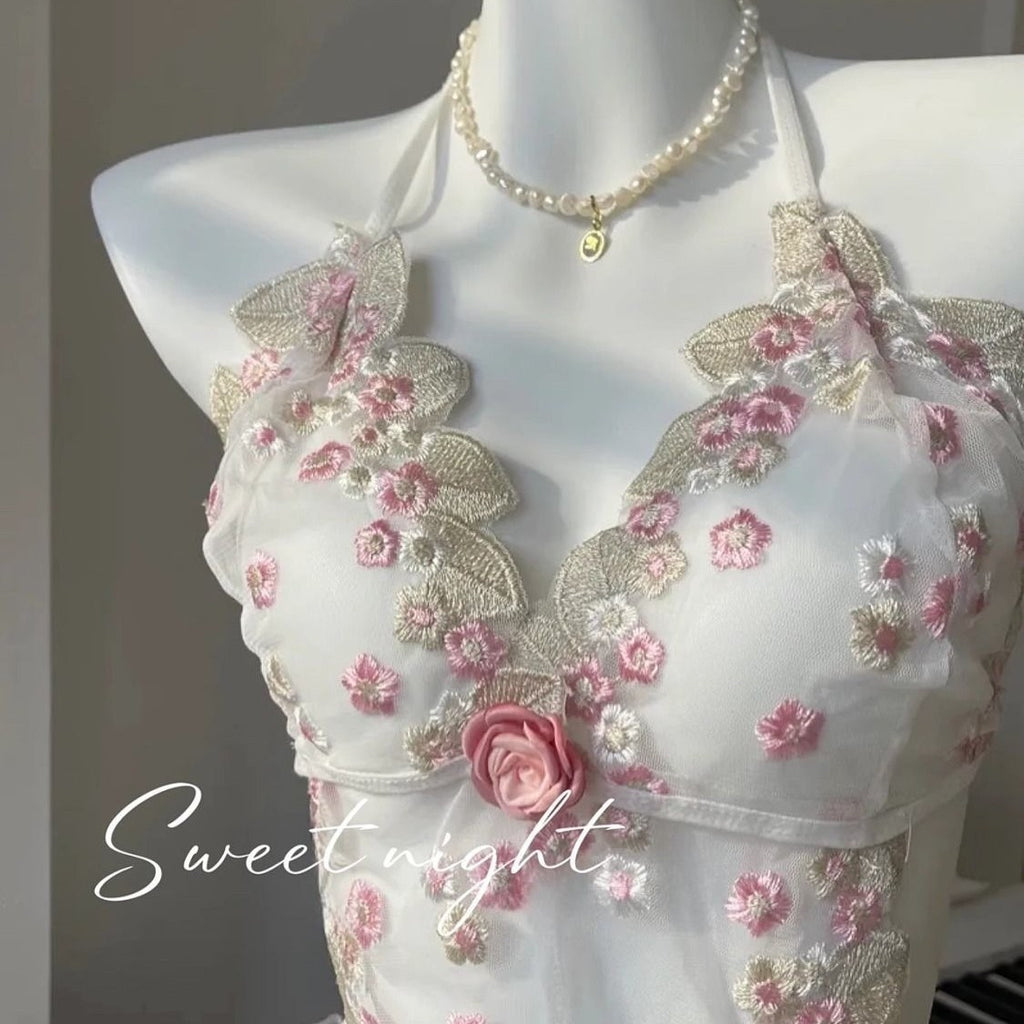 تنورة لانجري مثيرة مطرزة طقم ملابس نوم مثير زي فتاة لطيف